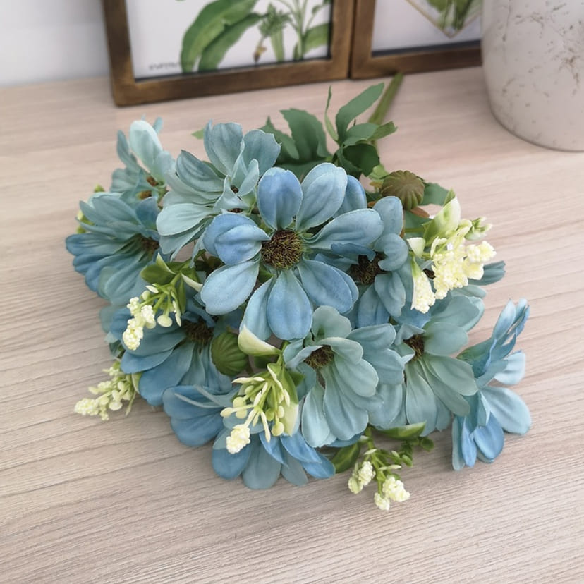 Искусственные цветы в Сызрани | Цветы искусственные «Ромашки с бутонами», голубые, букет
