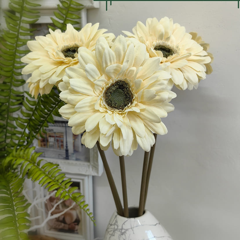 Искусственные цветы в Сызрани | Цветок искусственный «Гербера», молочно-персиковая, одиночный