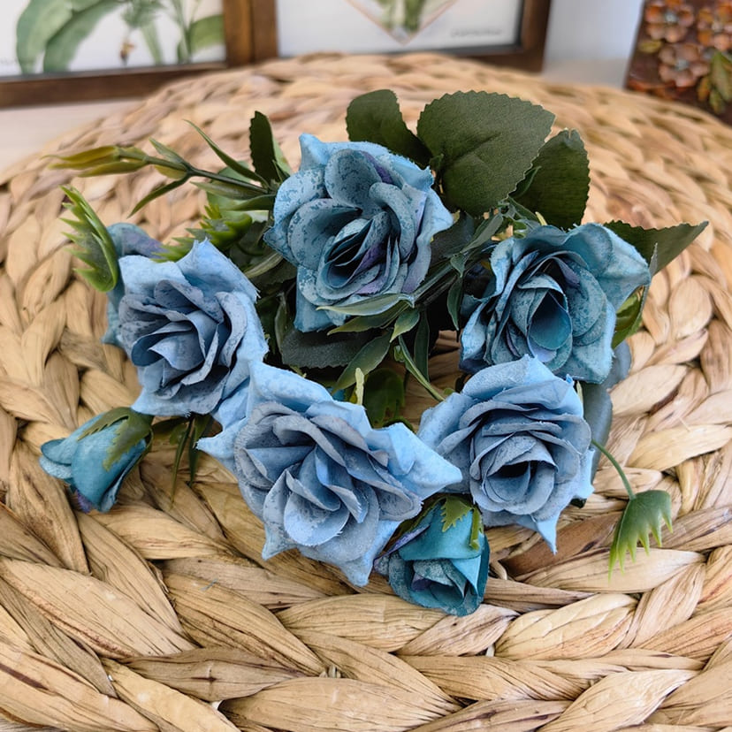 Искусственные цветы в Сызрани | Цветы искусственные «Розы», синие, букет