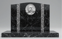 Как выбрать памятник, который навсегда сохранит память о любимой женщине