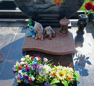 Детские памятники: хранители светлых воспоминаний